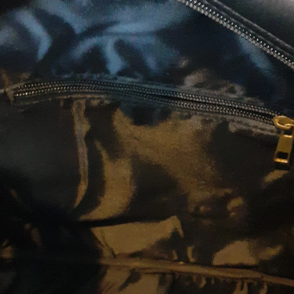 I love London black shouder large leather bag - Picture 5 of 10